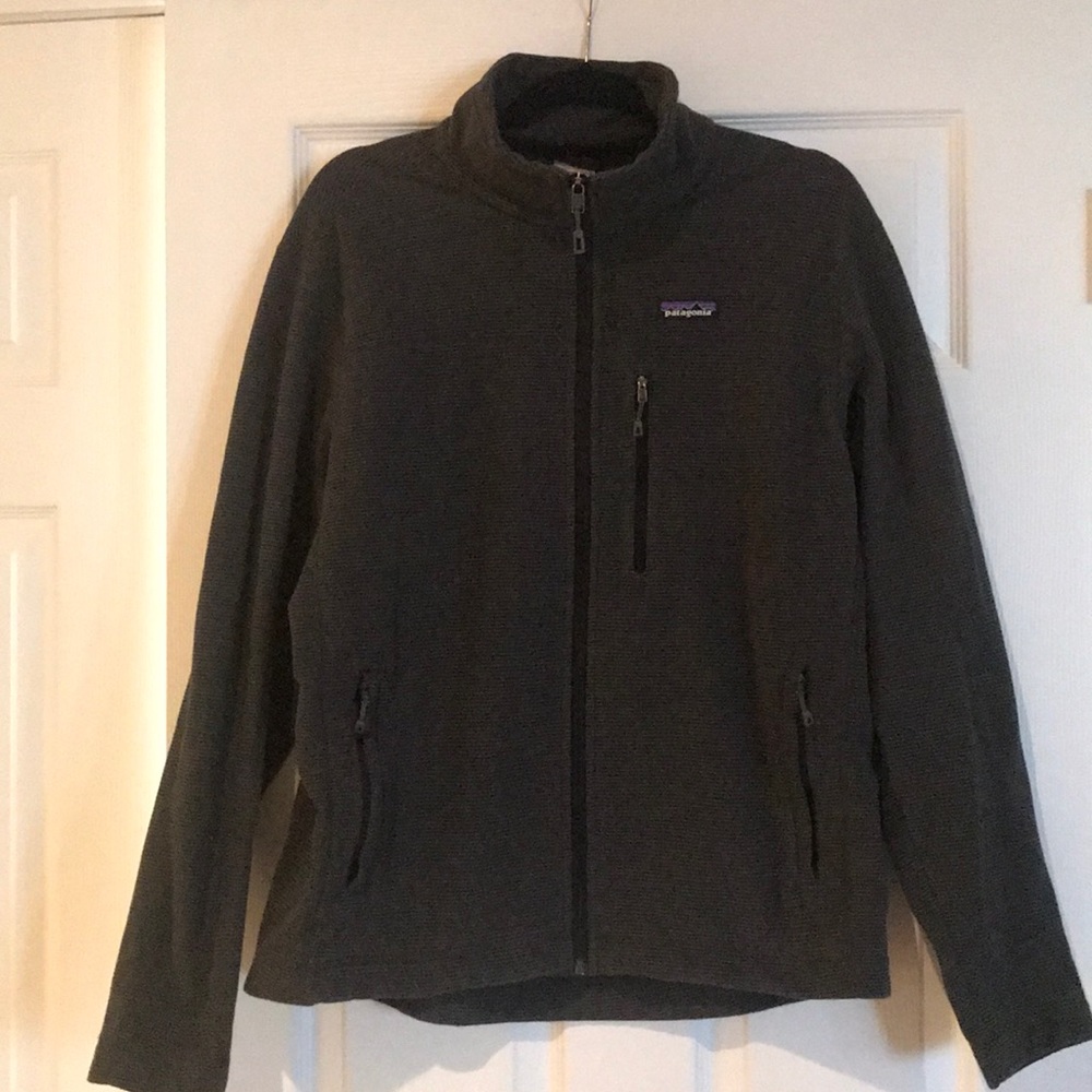 Men’s size Large Patagonia sweater type jacket.